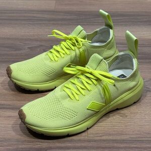 Veja Runner Style 2 X Rick Owens in Acid Yellow Size Mens 11?
